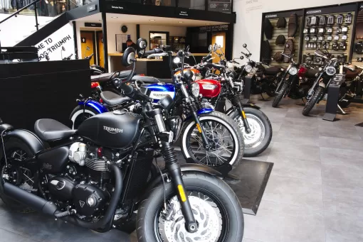 showroom-bulldog-triumph-33.jpg