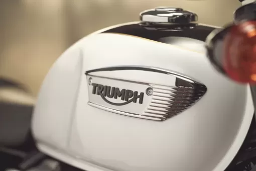 triumph-oct25-modernclassicsupdates-body9.jpg